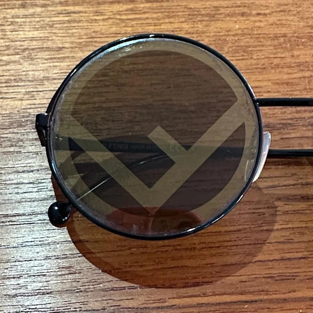 Fendi round sunglasses - Picture 2 of 7